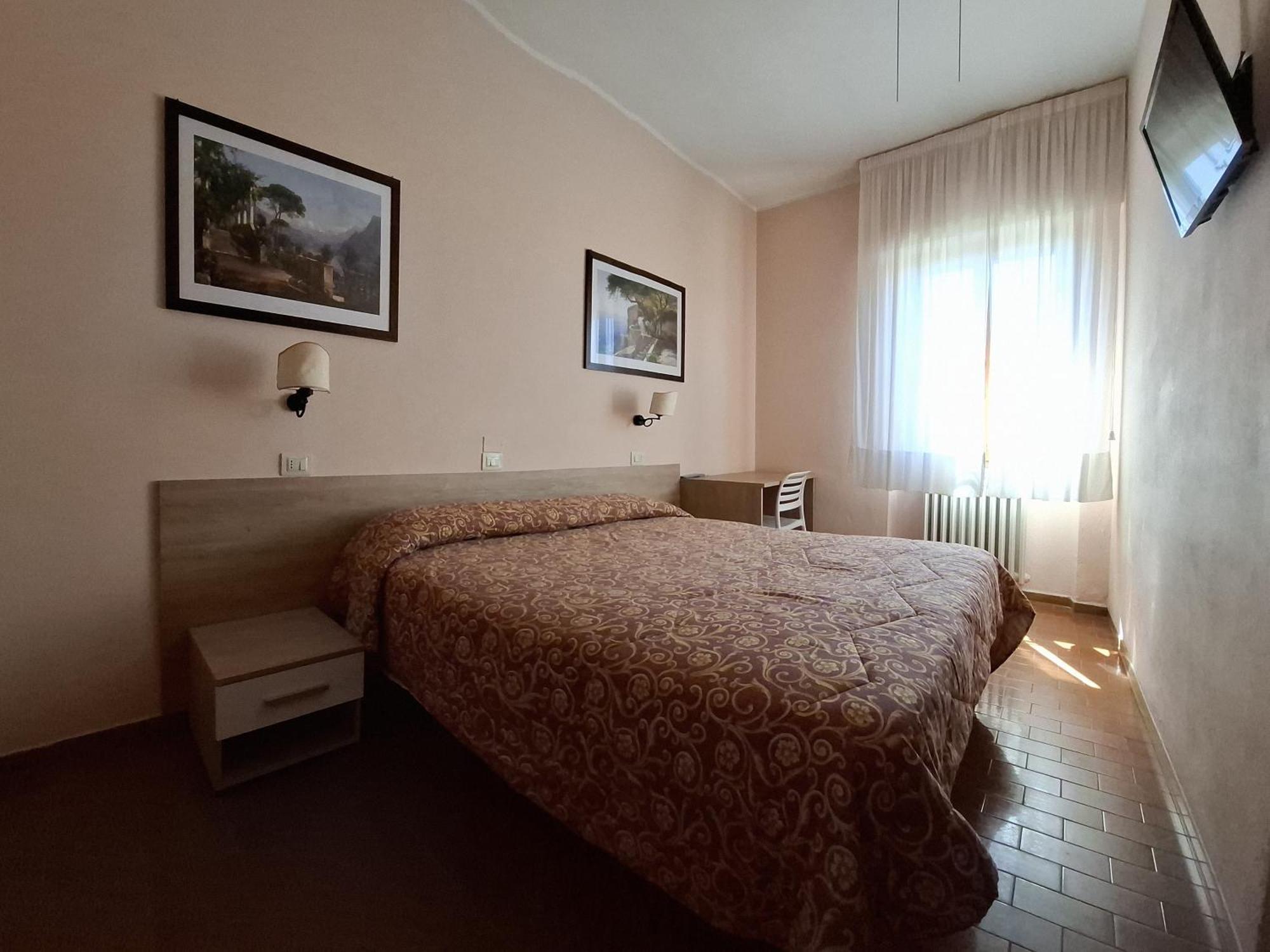 Hotel Lea Grosseto Luaran gambar